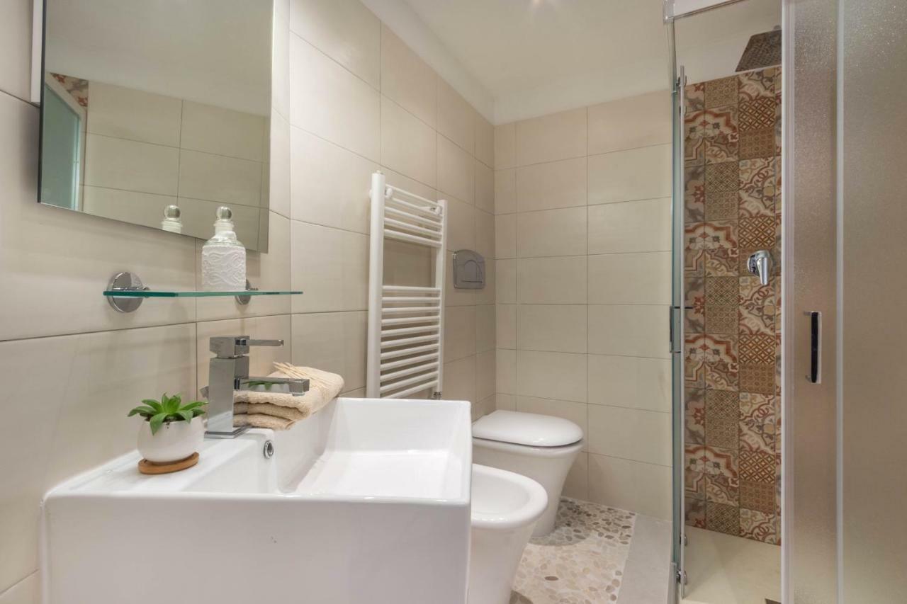 Guest house Domo 5 Teste Cagliari